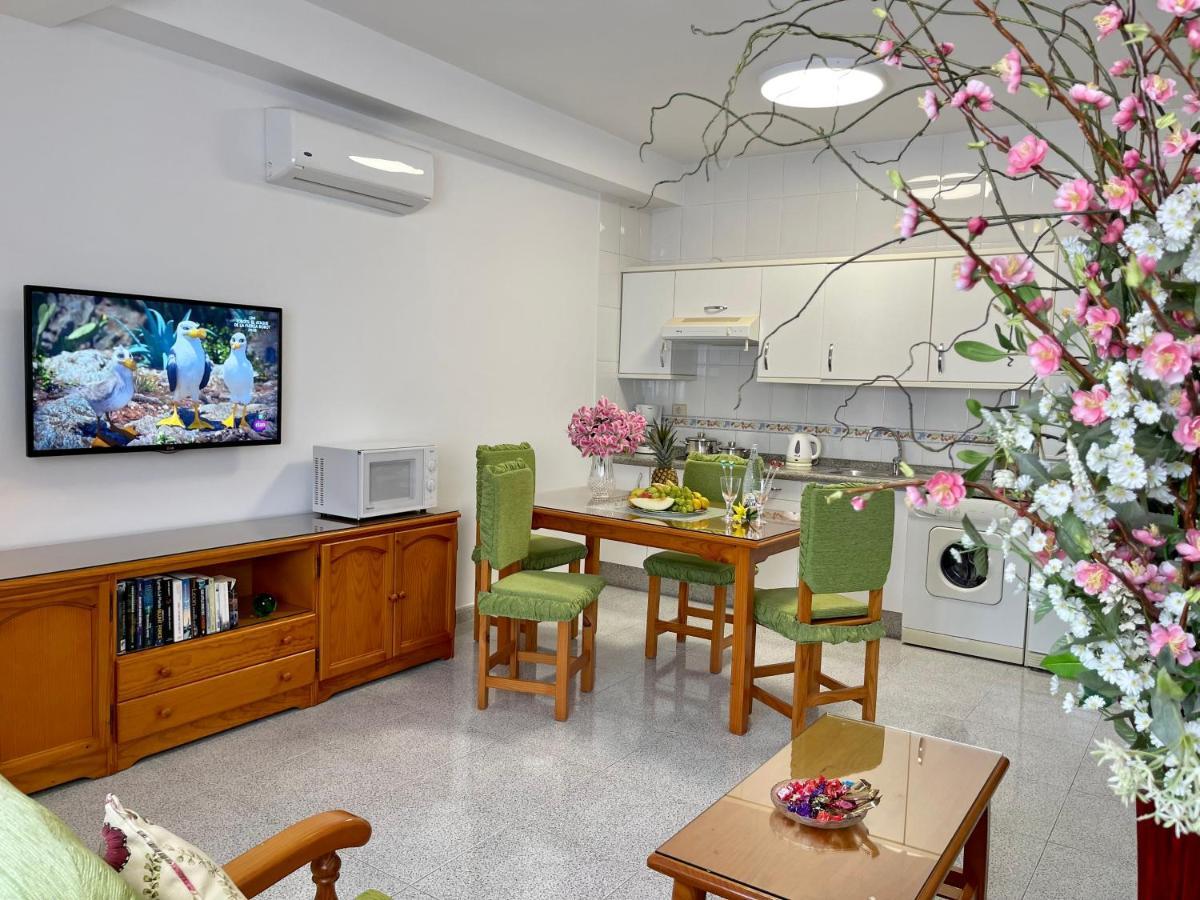 Emycanarias Holiday Homes Vecindario Весиндарио Экстерьер фото