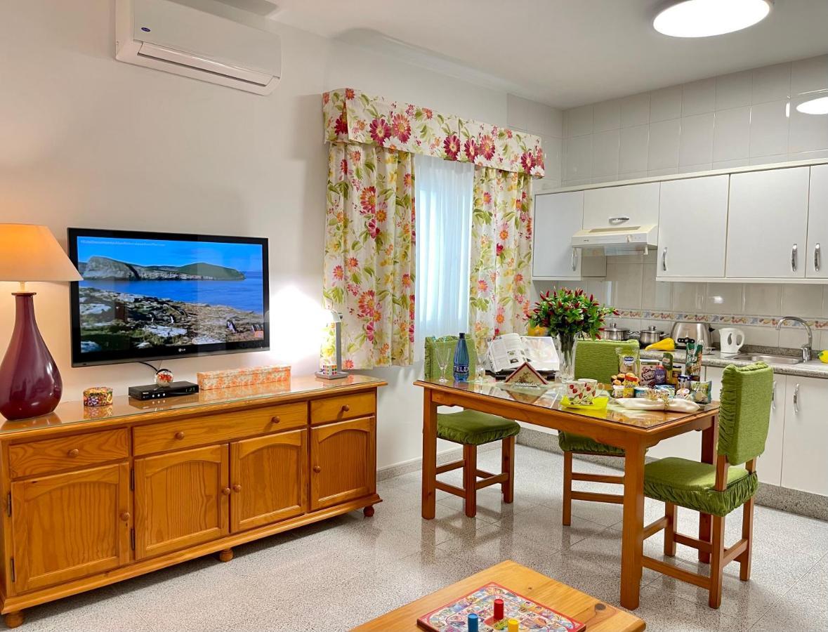 Emycanarias Holiday Homes Vecindario Весиндарио Экстерьер фото