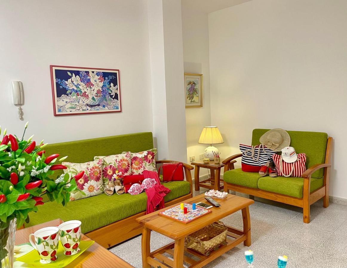 Emycanarias Holiday Homes Vecindario Весиндарио Экстерьер фото
