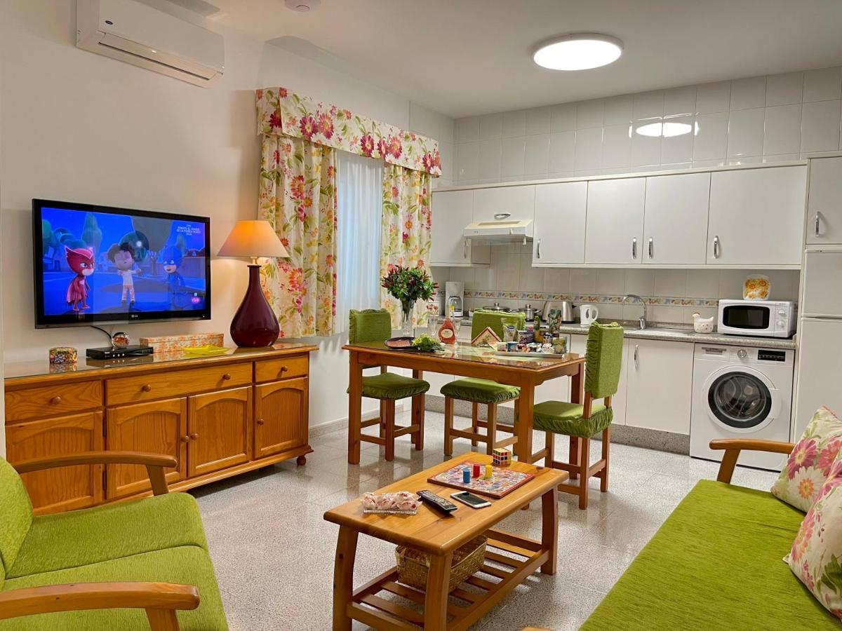 Emycanarias Holiday Homes Vecindario Весиндарио Экстерьер фото