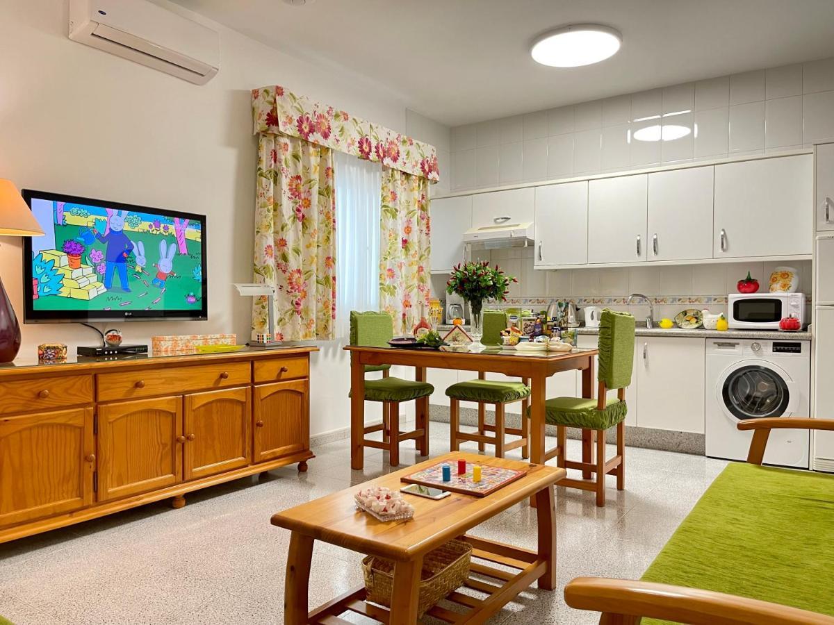 Emycanarias Holiday Homes Vecindario Весиндарио Экстерьер фото