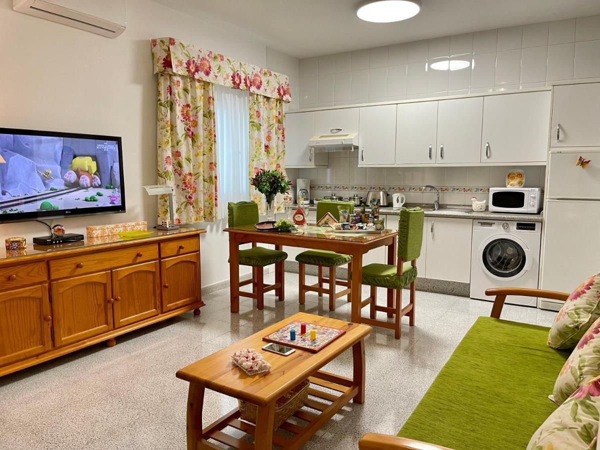 Emycanarias Holiday Homes Vecindario Весиндарио Экстерьер фото