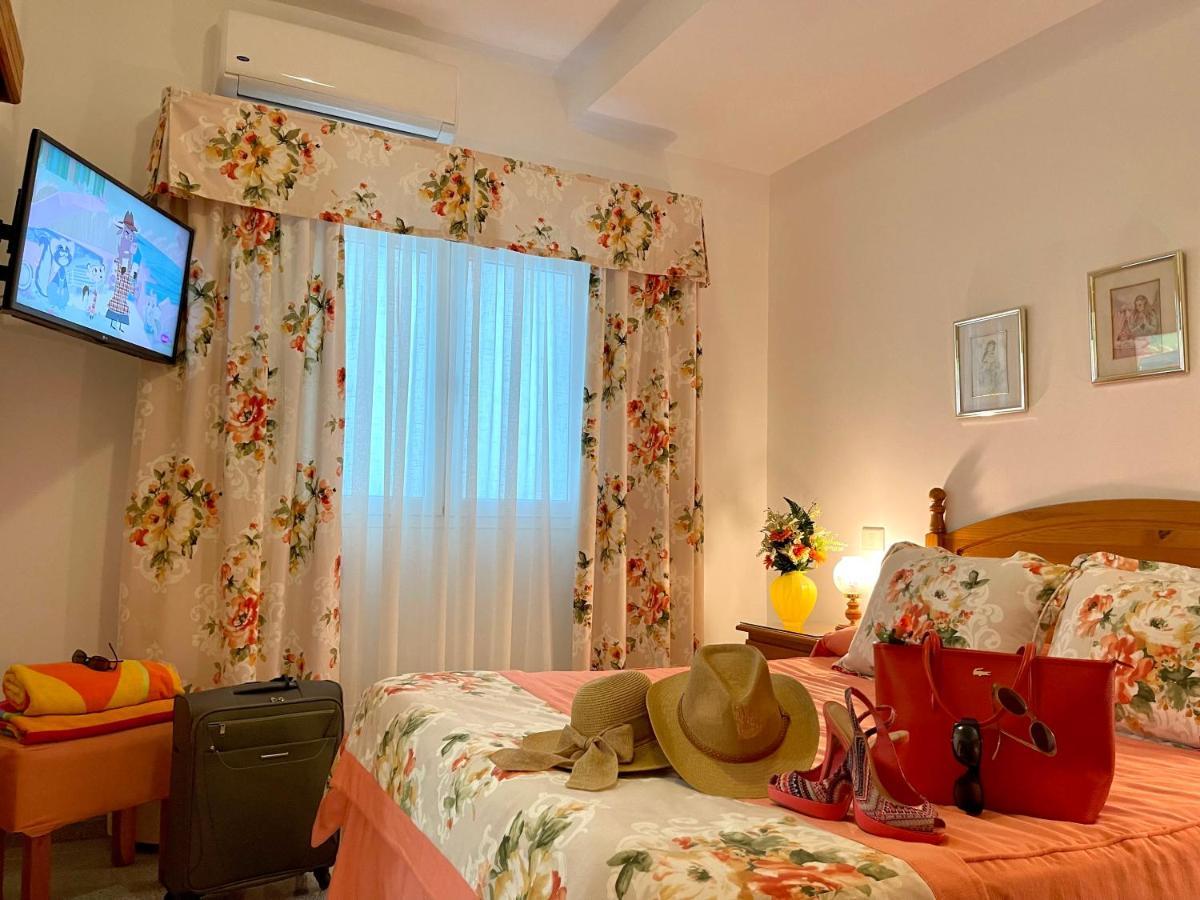 Emycanarias Holiday Homes Vecindario Весиндарио Экстерьер фото