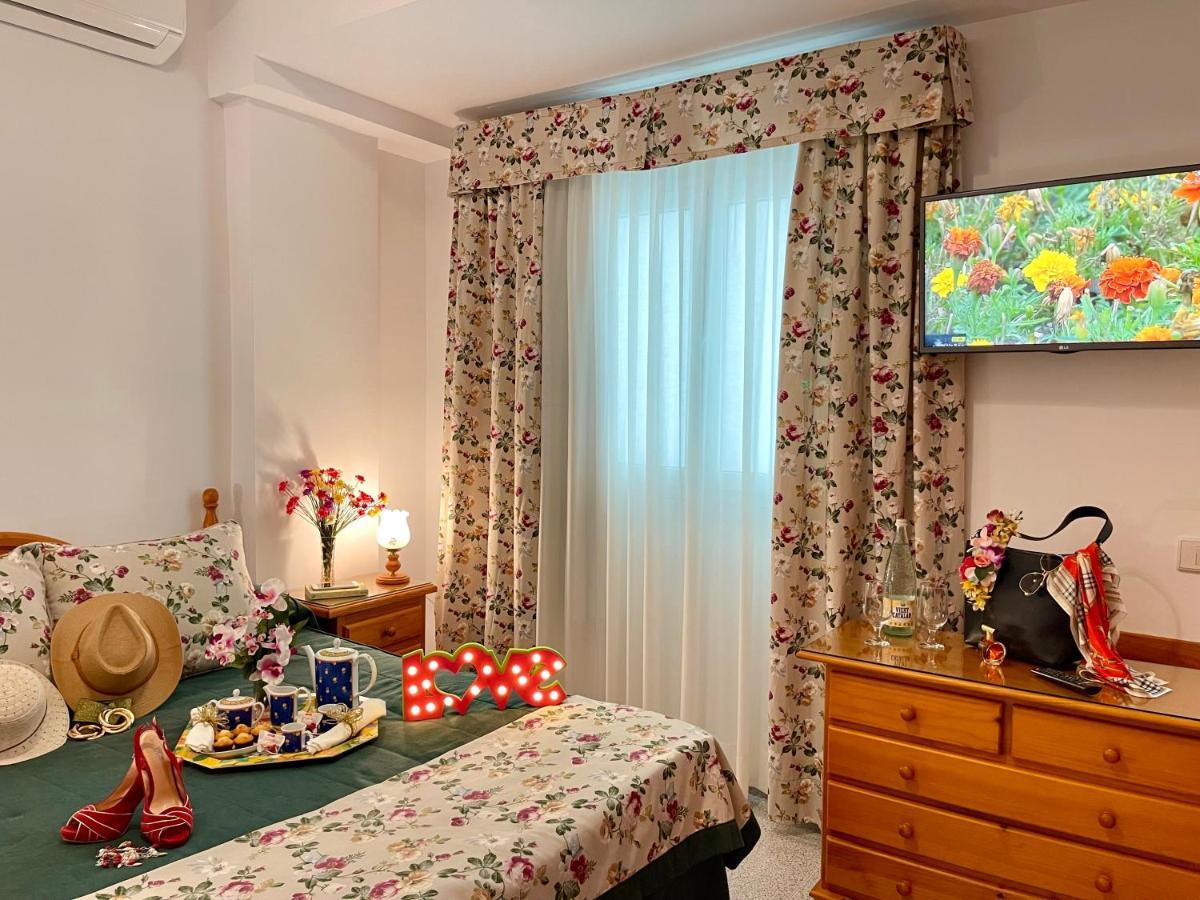 Emycanarias Holiday Homes Vecindario Весиндарио Экстерьер фото