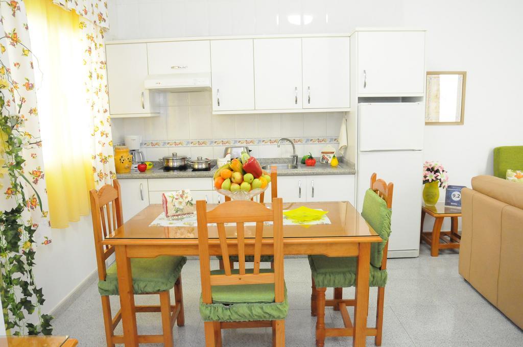 Emycanarias Holiday Homes Vecindario Весиндарио Экстерьер фото
