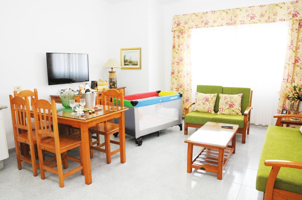 Emycanarias Holiday Homes Vecindario Весиндарио Экстерьер фото