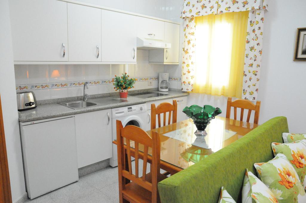 Emycanarias Holiday Homes Vecindario Весиндарио Номер фото