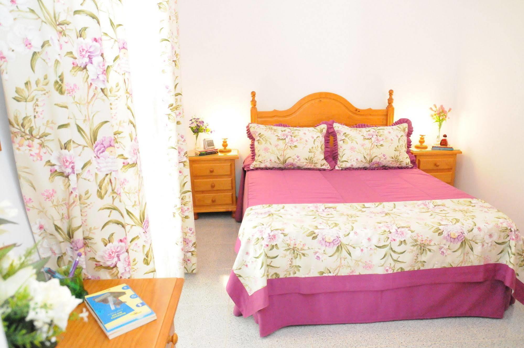 Emycanarias Holiday Homes Vecindario Весиндарио Экстерьер фото